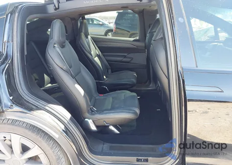 2023 Tesla Model X Plaid Tri Motor All-Wheel Drive из США, поврежденный, VIN 7SAXCBE68PF376183